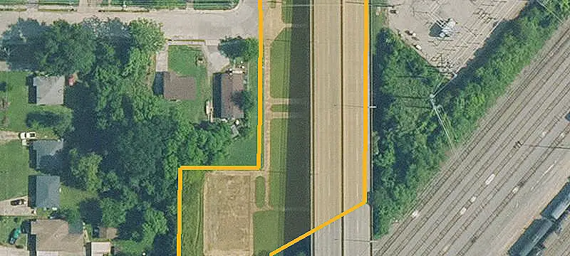 Vacant Lot in Peaceful Neighborhood