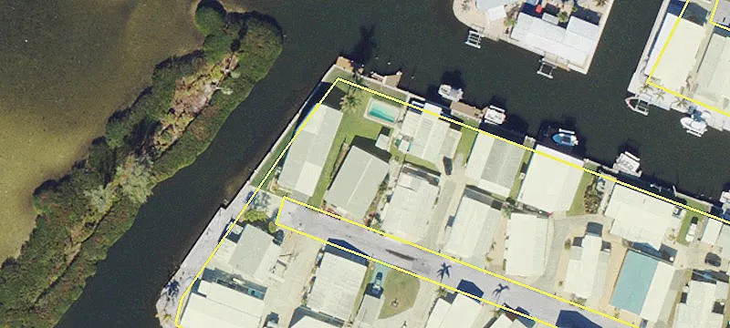 Land-Owned Lot in Tropic Isles