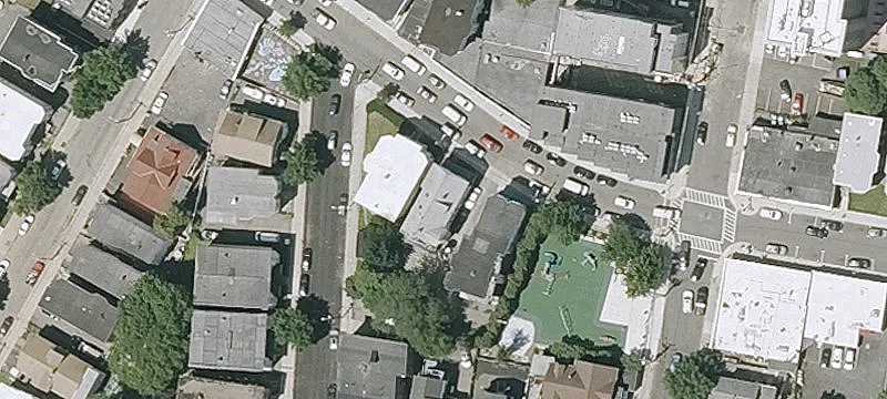 Six-Unit Apartment Building Near Beach