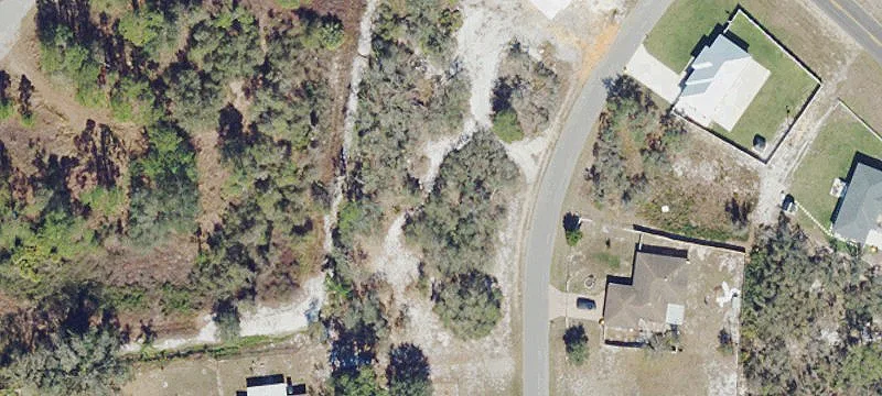 Land Near Lakes and Amenities