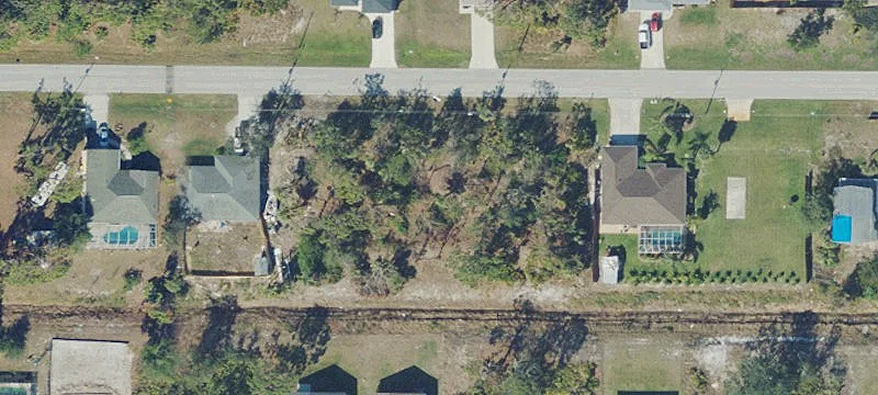 Residential Lot in Englewood