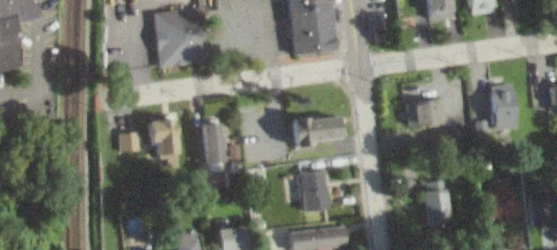 Mixed-Use Property with Ample Parking