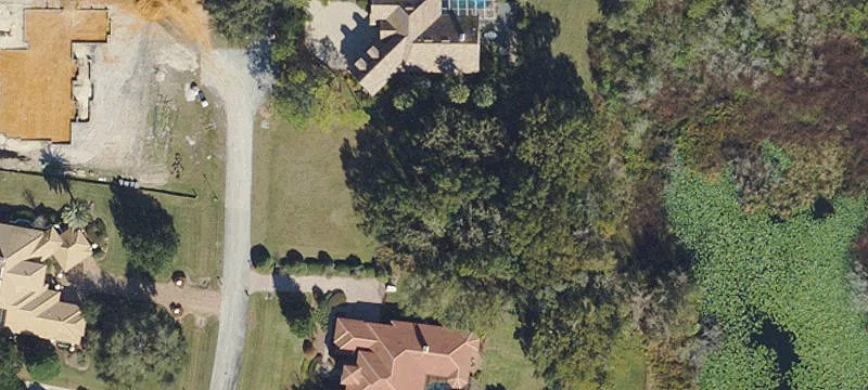 Lakeside Property in Scenic Estates