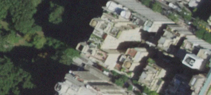 Fifth Avenue Apartment Building