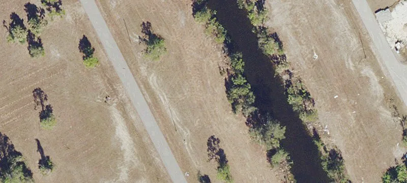 Waterfront Lot in Cape Coral