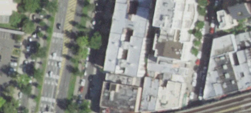 Brighton Beach Apartment Near Transit