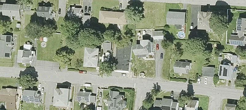 Commercial Building with Retail Potential