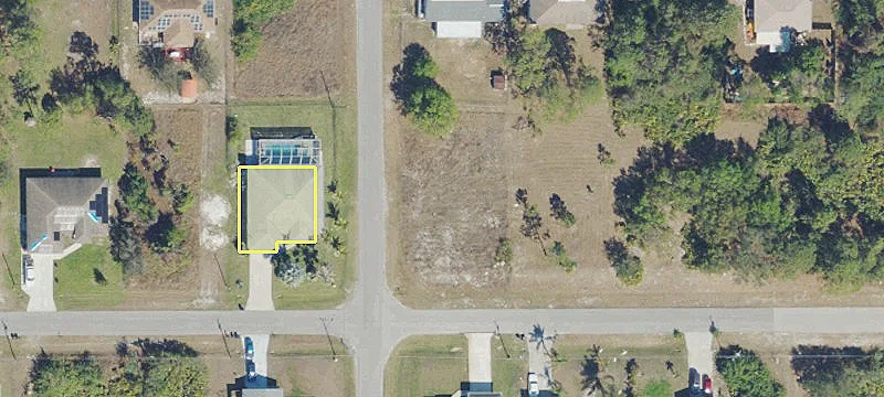 Corner Lot in Lehigh Acres