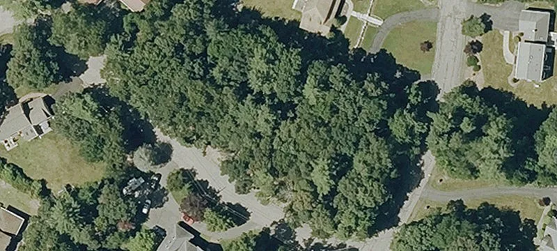 Residential Land in Desirable Neighborhood