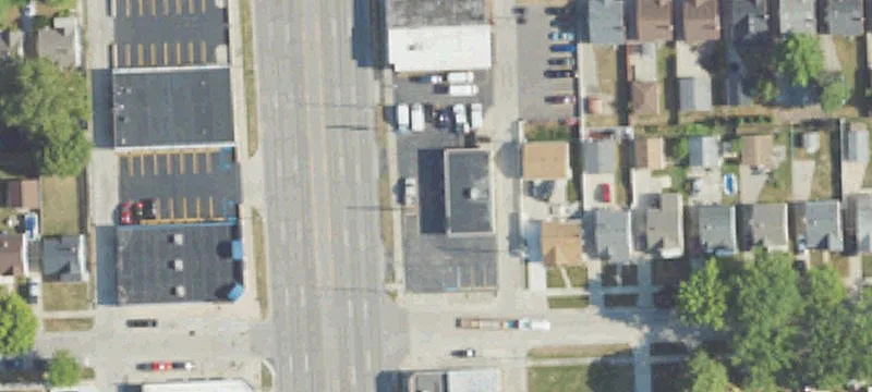 Freestanding Corner Building For Lease