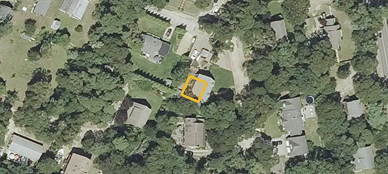 Oak Bluffs Buildable Lot