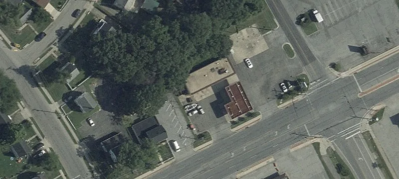 Gas Station with Automotive Service