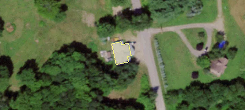 Cabin Adjacent to State Land