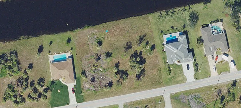 Waterfront Lot in Rotonda West