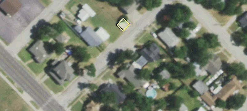 Commercial Land in High-Traffic Area