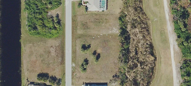 Waterfront Lot in Quiet Community