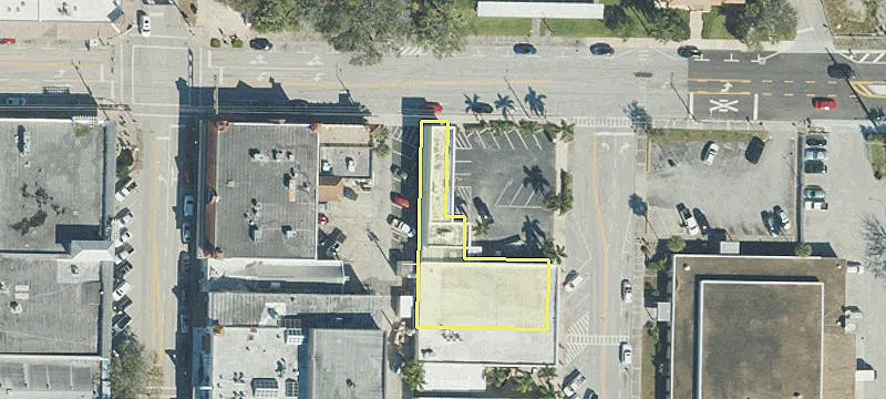 Downtown Commercial Building For Rent