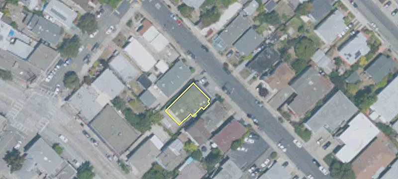Oakland Duplex Near Diamond District