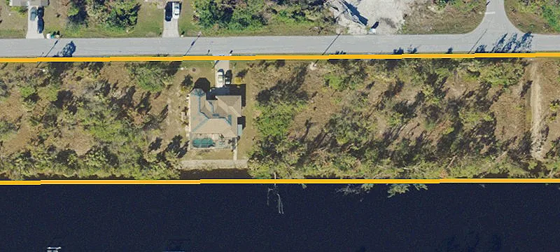 Waterfront Lot in South Gulf