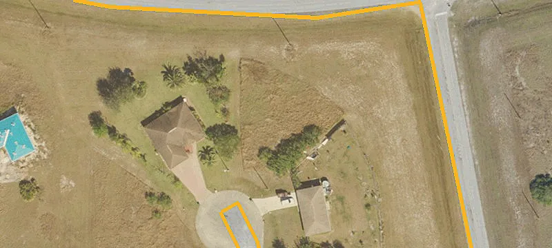 Vacant Lot in Growing Area