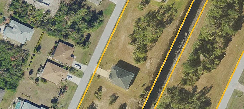 Rotonda Lakes Canal-Front Lot