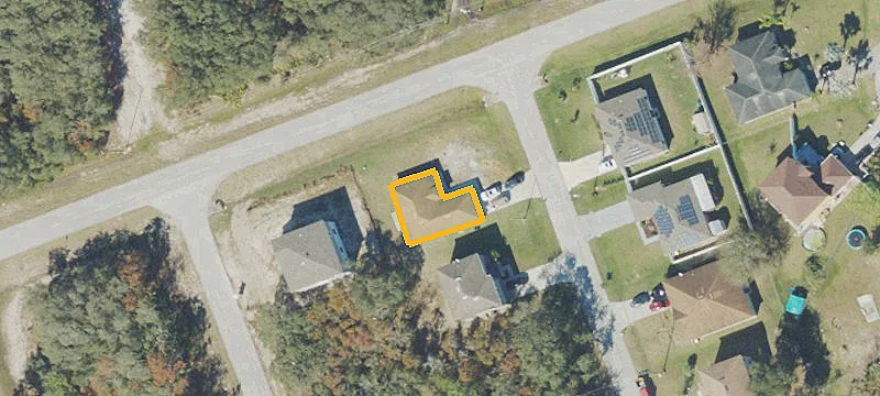 Corner Lot Near Golf Resort