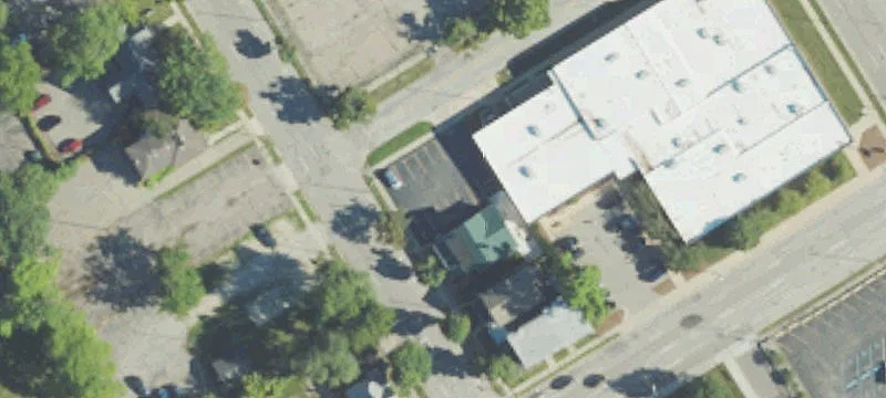 Flint Retail and Apartment Building