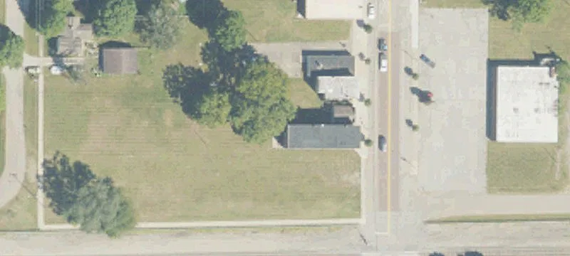 Updated Commercial Building in Galien