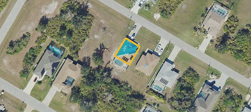 Residential Lot in Rotonda Lakes