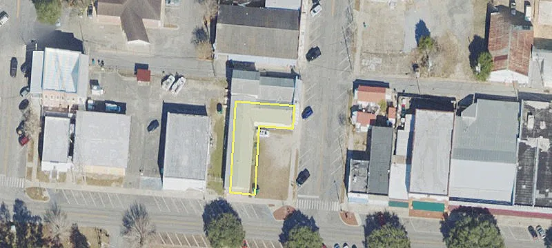 Commercial Land in DeFuniak Springs
