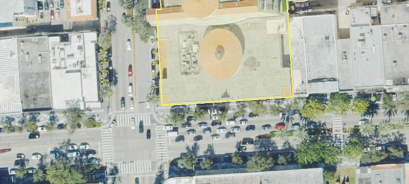 Prime Retail Space on Miracle Mile