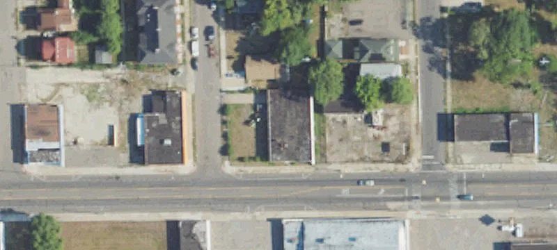 Versatile and Secure Commercial Property