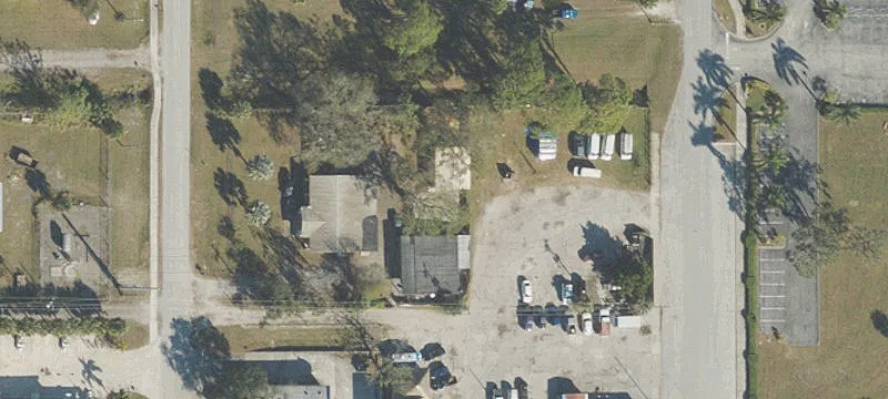 Highway Frontage Motel and Parking