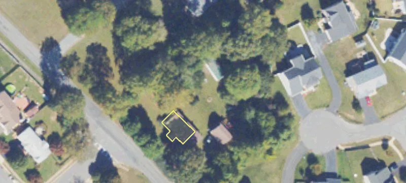 Undeveloped Lot Near Elementary School
