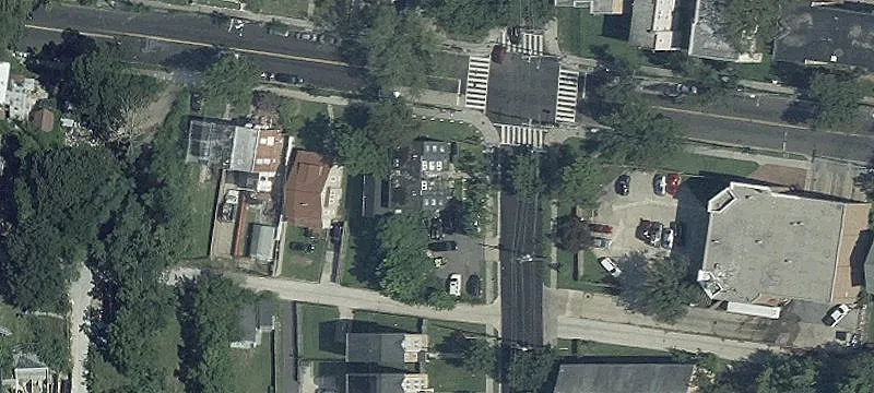 Eight-Unit Building in Good Location