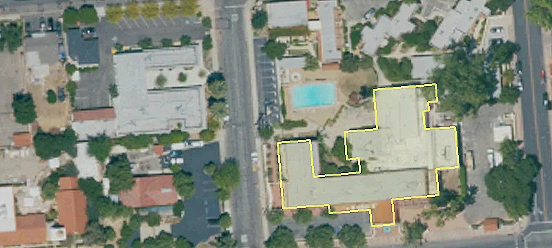 Commercial Lot in Downtown Ojai