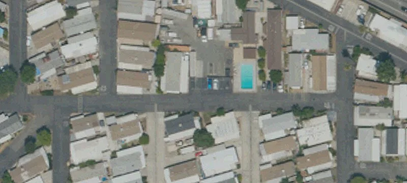 Charming Mobile Home in Tustin