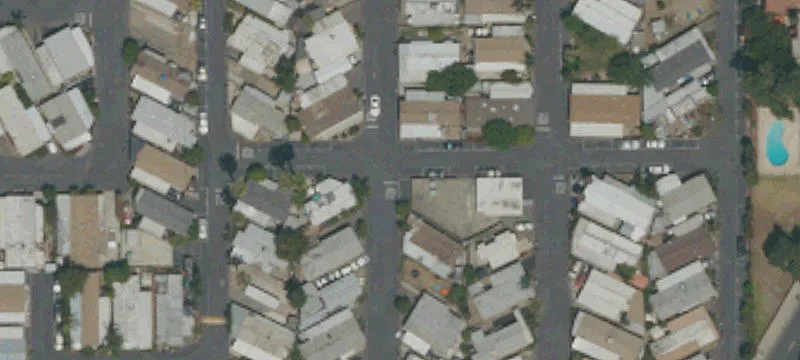 Mobile Home in Gated Park
