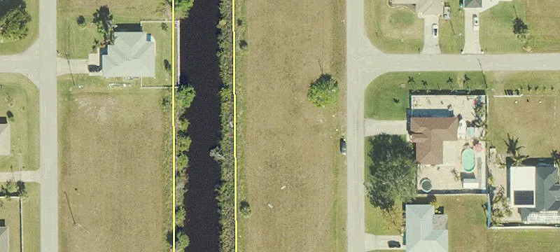 Waterfront Lot on Aldo Canal