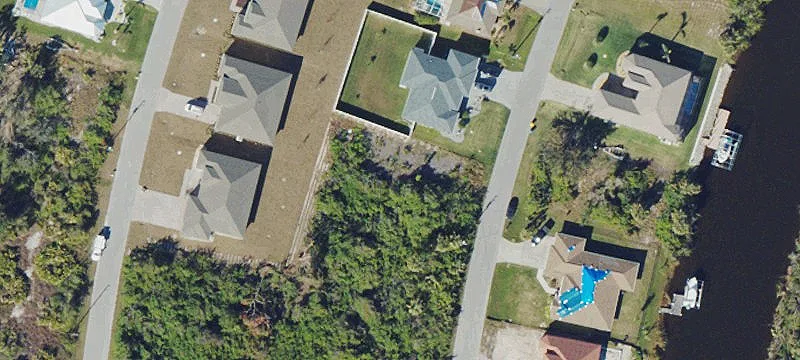 Residential Building Lot Near Canal