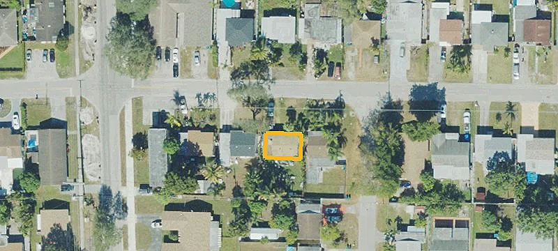 Residential Lot in Miramar