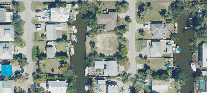 Oversized Lots with Boating Access
