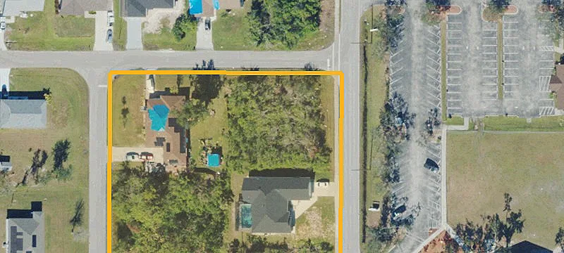 Oversized Corner Lot in Charlotte