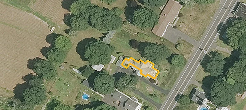 Residential Land in Suffield, CT