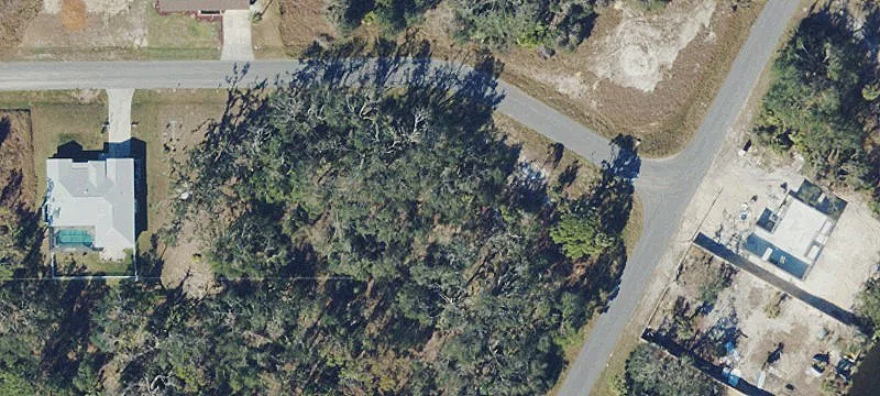 Oversized Lot in Port Charlotte