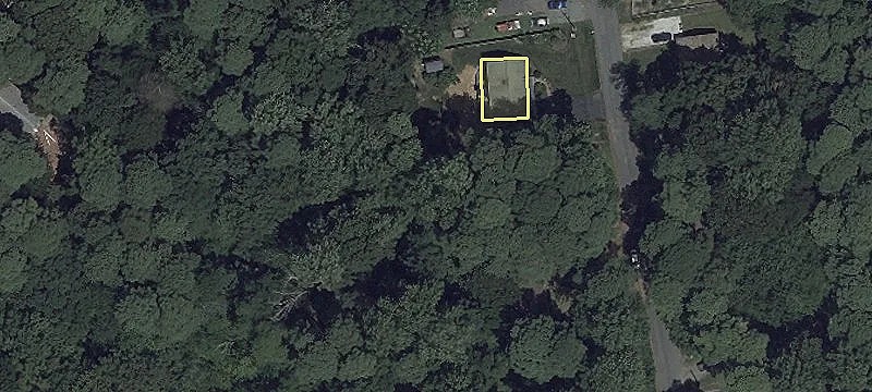 Land Lot in Drum Point
