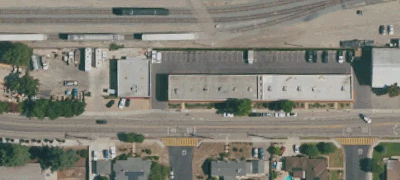 Retail Space in Busy Plaza