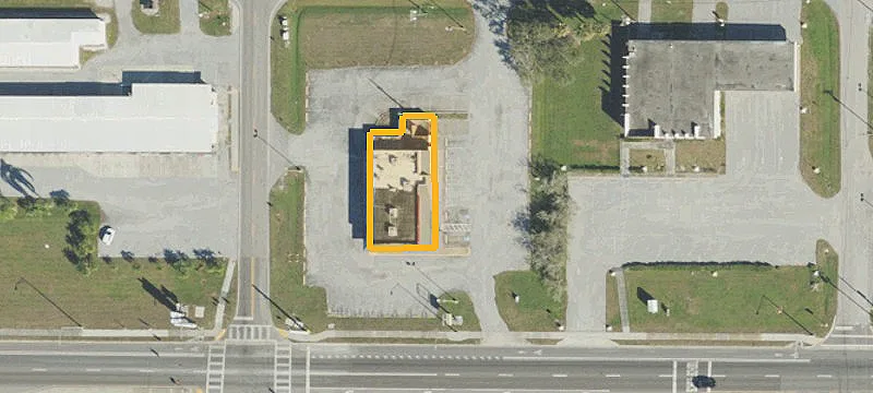 Prime Corner Lot in Moore Haven