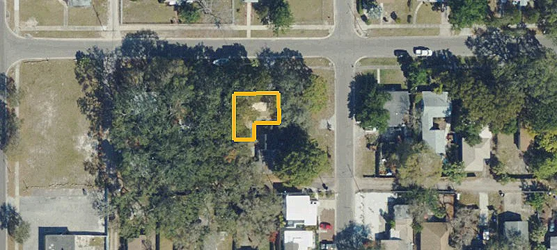 Double Lot Near Gulfport Arts