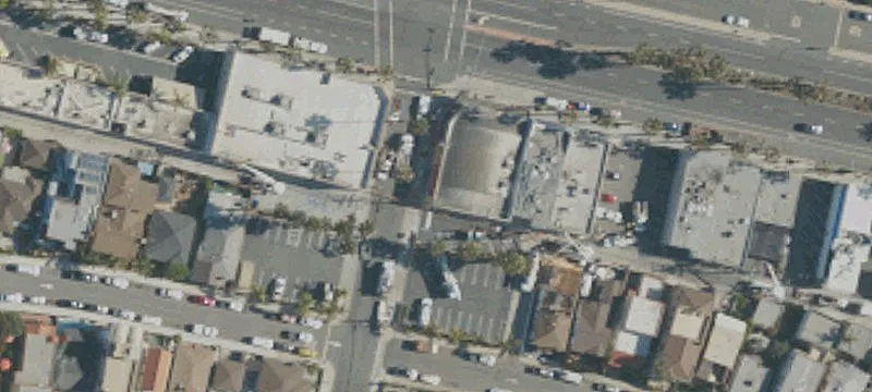 Restaurant with Bar and Parking